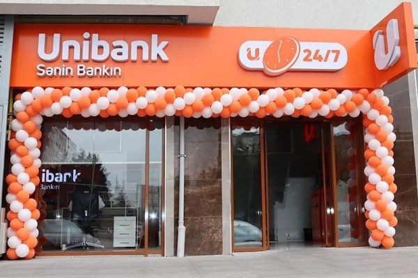 Eldar Qəribovun "Unibank"ında maraqlı QAYDA -100 dollardan aşağı əskinaz xırdalanmır?